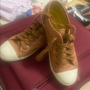 Boden Women's Vibrant Yellow Shoes